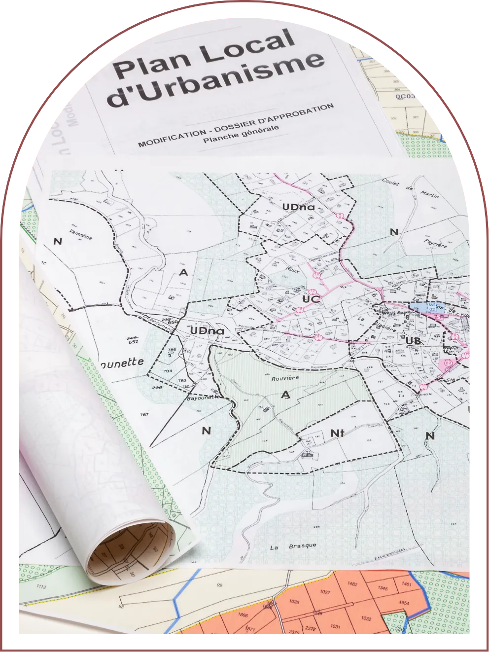 Aide administrative pour rénovation ou construction de maison